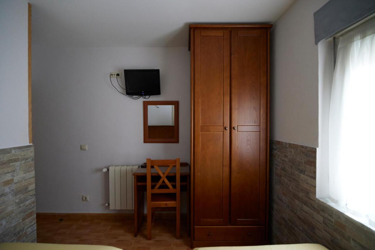 Pension Serafin Avilés Dış mekan fotoğraf